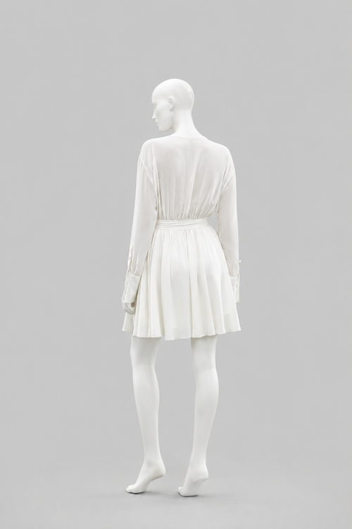 A semi-fitted dress with an accentuated waist