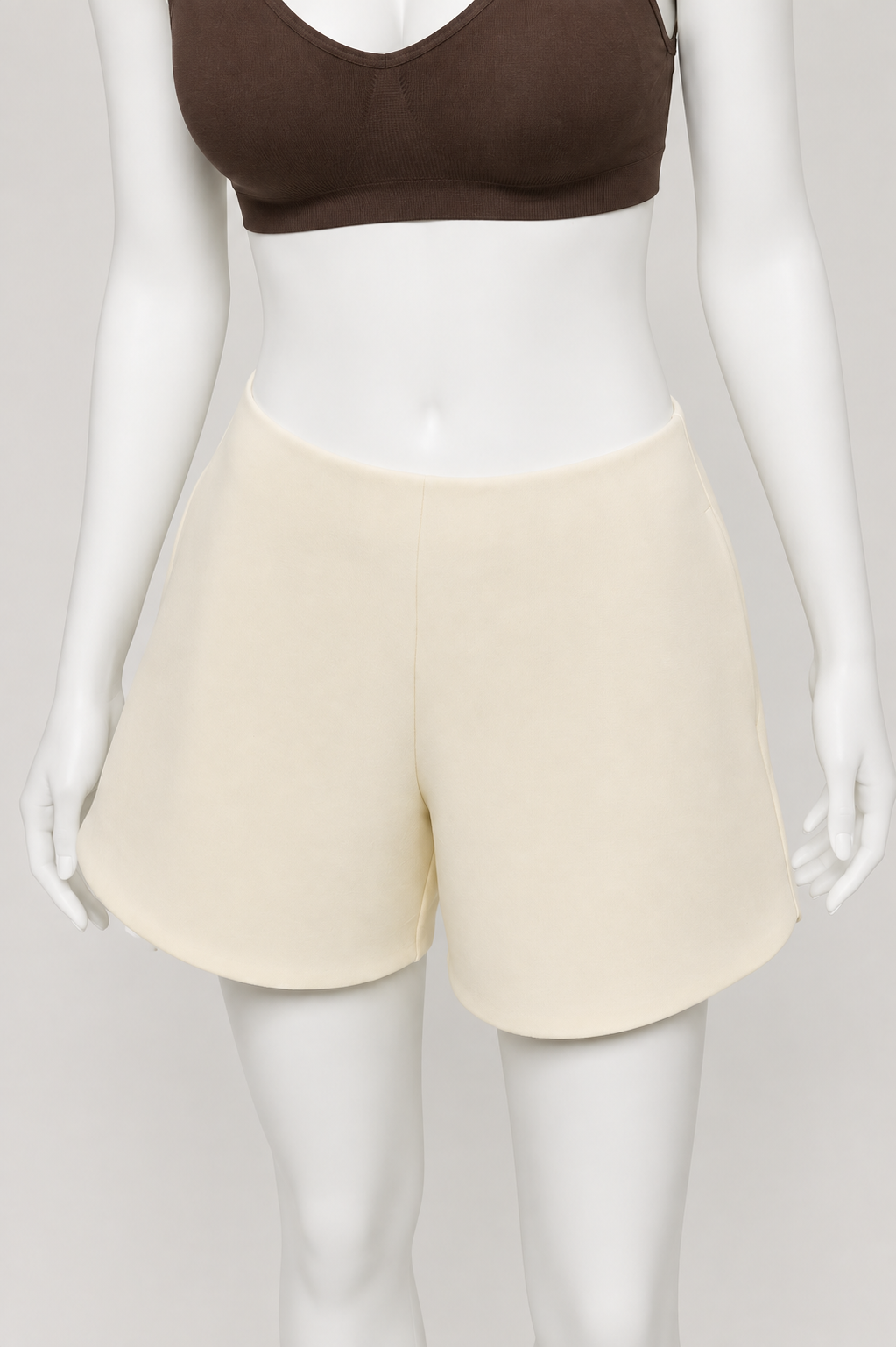 A semi-fitted short
