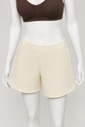 A semi-fitted short